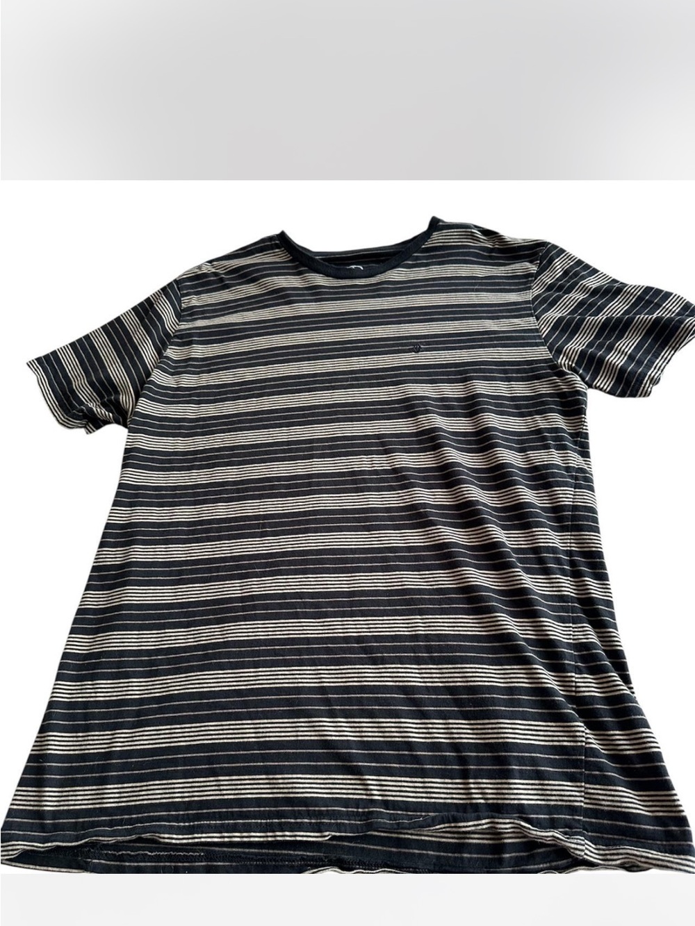 Volcom men’s neutral stripe short sleeve XXL